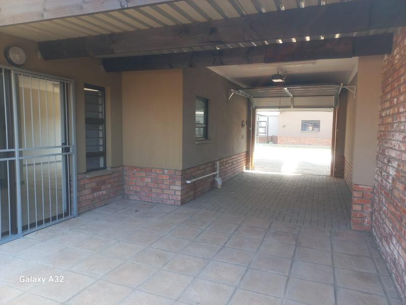 3 Bedroom Property for Sale in Waterval East North West